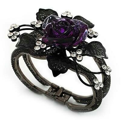Purple rose ring
