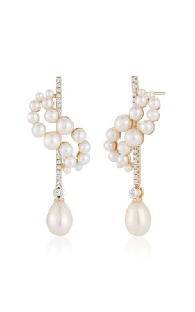 Mateo
14K Gold Diamond and Pearl Curve Earrings