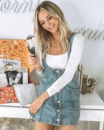 Fall Shopping With The Bachelor's Lauren Bushnell: Denim, Boots, Overalls and More | E! News