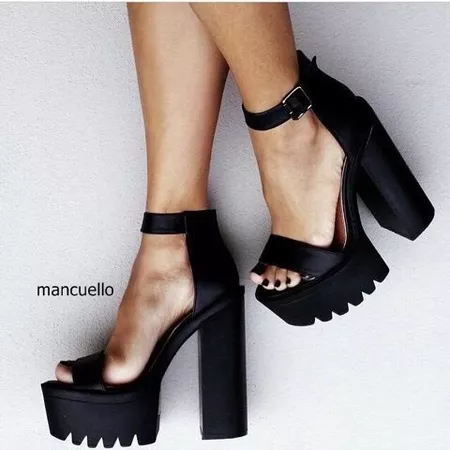Fancy-Black-Line-Buckle-Style-Block-Heels-Dress-Sandals-Fashion-Open-Toe-Chunky-Heel-Platform-Sandals.jpg (480×480)