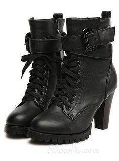 Deluxe Black Chunky Heels Ankle Boots with Ankle Straps