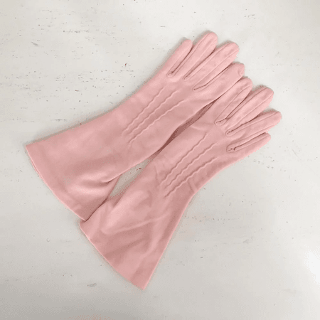 1940s Pink Gloves