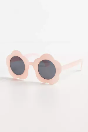 Loves Me Not Flower Round Sunglasses | Urban Outfitters