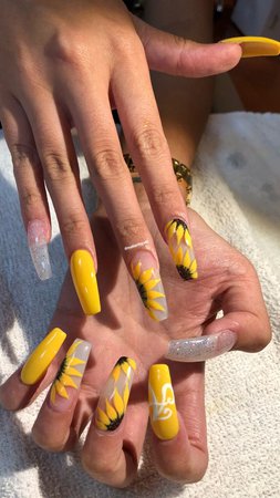 sunflower acrylic nails - Google Search