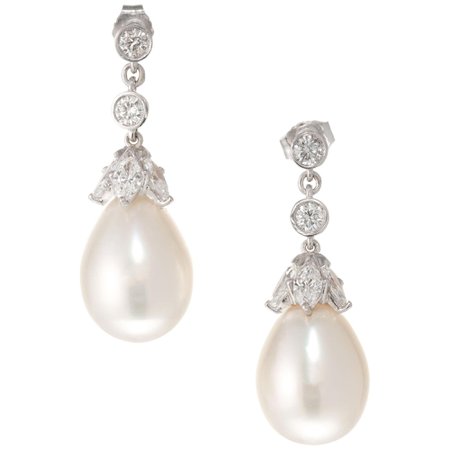 South Sea Pearls Diamonds 18 Karat Gold Earrings For Sale at 1stDibs