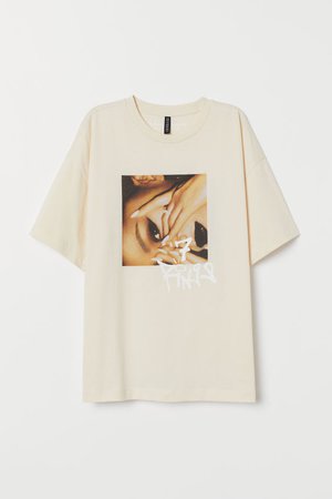 T-shirt with Printed Design - Powder beige/Ariana Grande - Ladies | H&M US