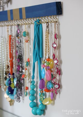 DIY Jewelry Organizer | The Homes I Have Made