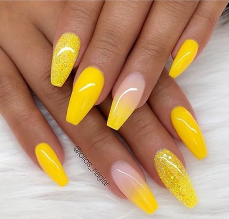 yellow manicure