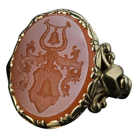 Antique Late 19th Century Armorial Signet Ring For Sale at 1stDibs