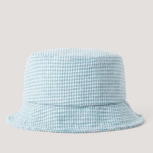 blue bucket hat 🤍🦋