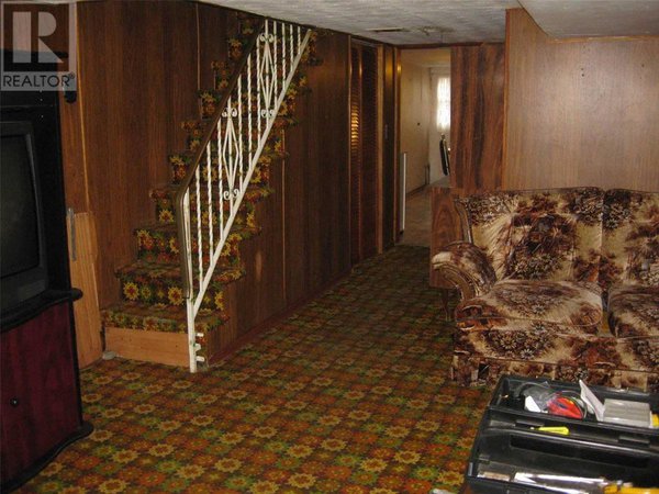70s basements are always so liminal : LiminalSpace