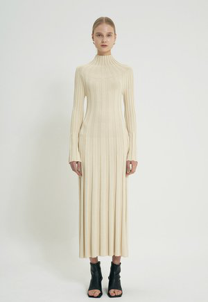 off white knit sleeved maxi