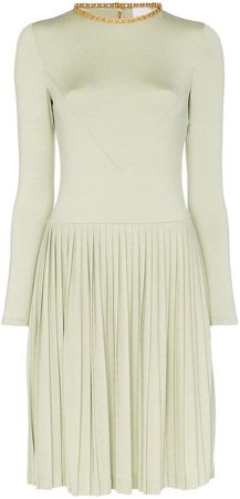 chain-trimmed pleated dress