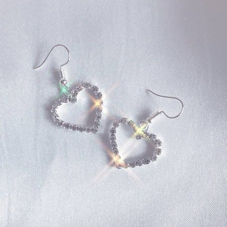 shiny heart earrings