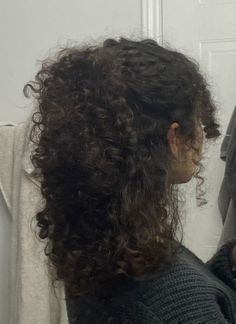 curly hairstyle
