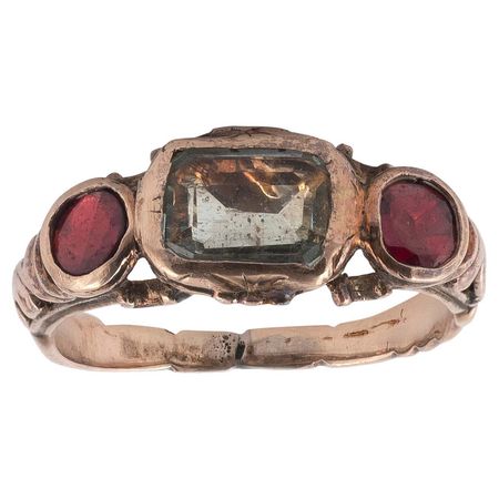 18th Century Garnet Rock Crystal Rose Gold Fede Ring For Sale at 1stDibs