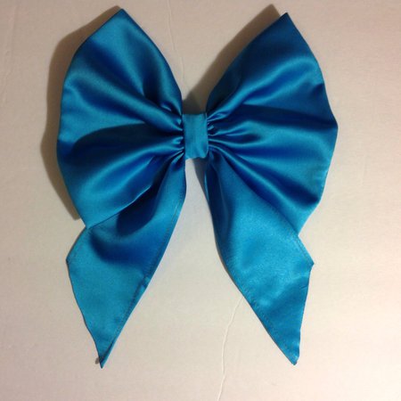Blue bow