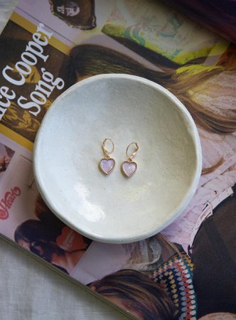 Lonely Heart Earrings Lilac