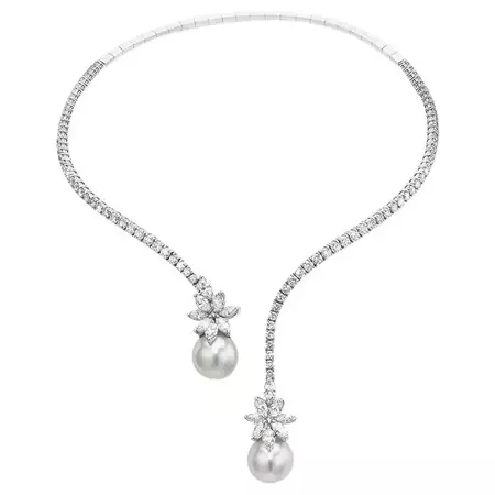 Collar de Alambre de Resorte de Platino con Diamantes y Gotas Gemelas de Perlas del Mar del Sur en venta en 1stDibs