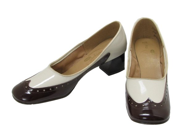 1960's Retro Shoes: 60s -MPC- Womens brown/tan patent leather, spat-style pumps with 1 1/2 inch Chunky heel. Very few signs of wear.