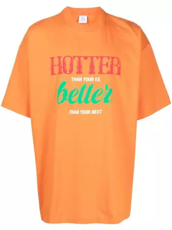VETEMENTS slogan-print short-sleeved T-shirt - Farfetch