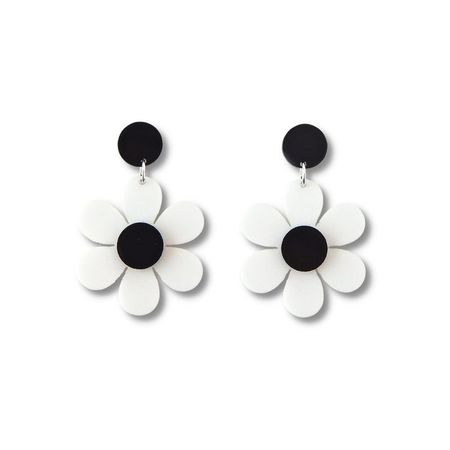 black/white earring