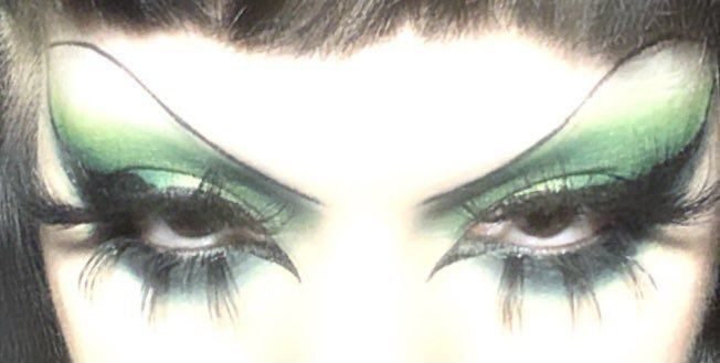 green goth makeup