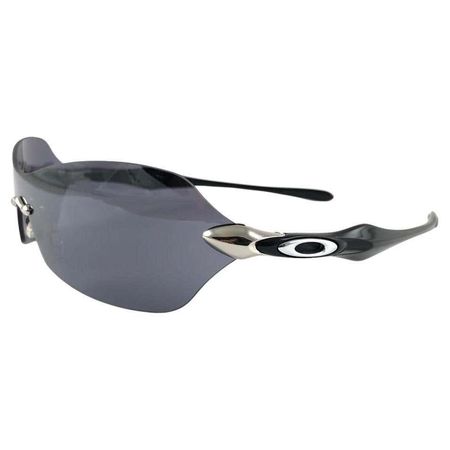 New Vintage Oakley Dartboard Black Iridium Lens 2004 Sunglasses For Sale at 1stDibs