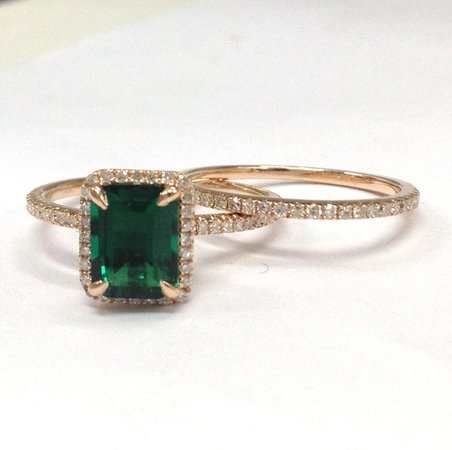Gold Emerald Wedding Ring