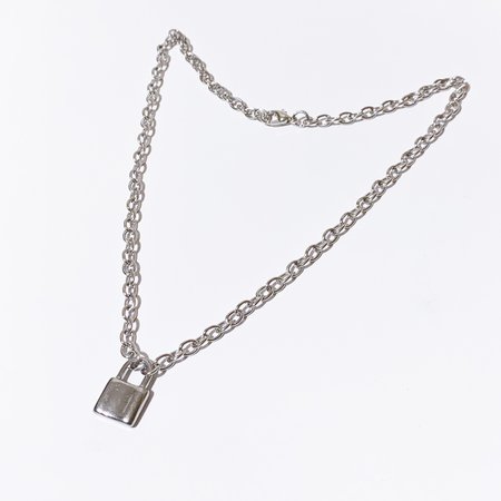brandy chain lock necklace