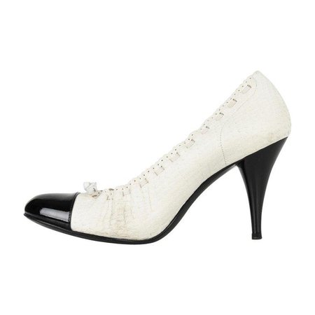 Chanel Shoe White Snakeskin Pump Black Detailed Round Patent Toe Heel – Iconic Vault