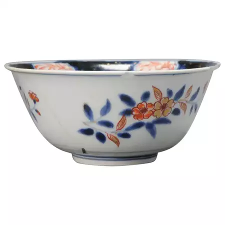 Antique Edo Imari Japanese Porcelain Bowl Arita Japan Crams, 18th Century For Sale at 1stDibs