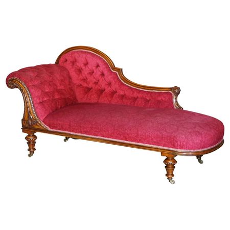 Restored Antique Howard and Son's Berners Street Chesterfield Chaise Lounge Sofa For Sale at 1stDibs