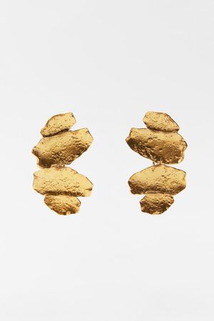 PIECED TEXTURED EARRINGS - Golden | ZARA United States
