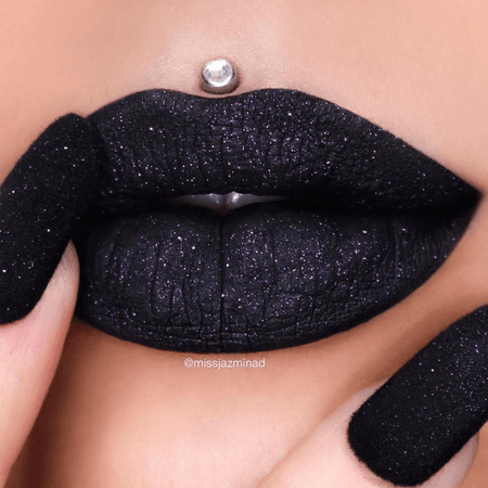 Black glitter lips