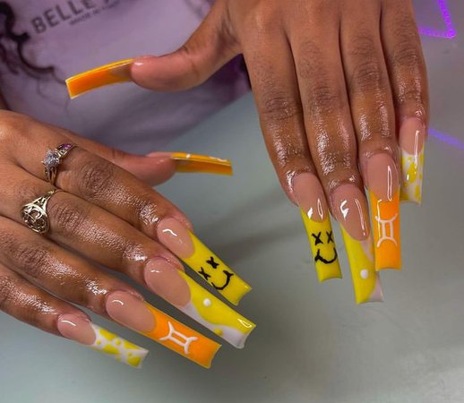 freestyle acrylic nails
