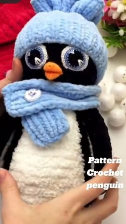 crochet penguin w/ scarf and beanie