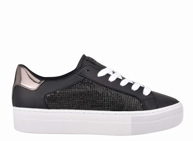 Pacee Casual Sneakers