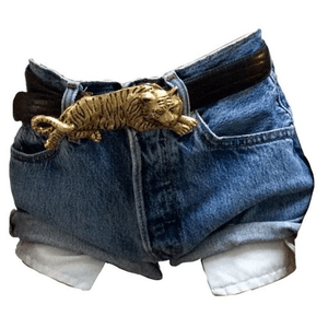 Shorts with a awesome tiger / lion belt !!!