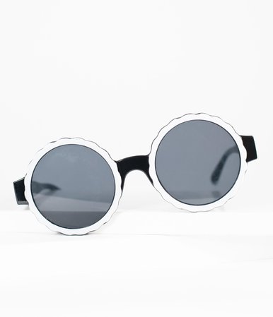 Retro Style Black & White Stripe Captured Sunglasses – Unique Vintage