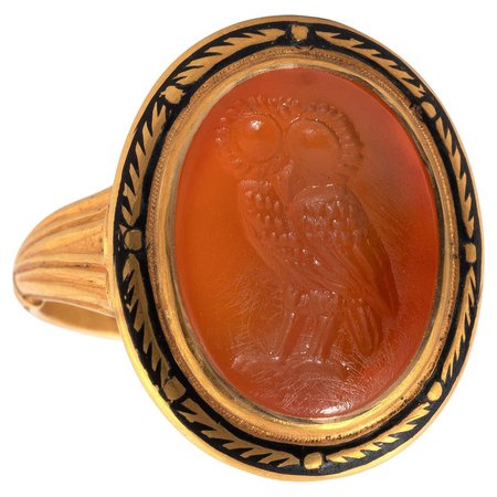 Antique Gold and Carnelian Intaglio Owl Ring For Sale at 1stDibs