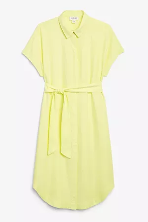 Belted hidden button shirt dress - Pastel yellow - Dresses - Monki WW