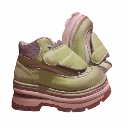pink green froggers