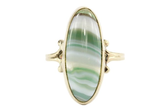 (1) Victorian 10K Gold Green Banded Agate Ring c.1880's — Queen May