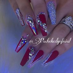 Pinterest - sparkling；Pointed；matte；acrylic；long；glitter；jewels | Fashion Nail