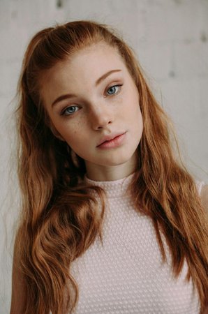 redhead girl model teen
