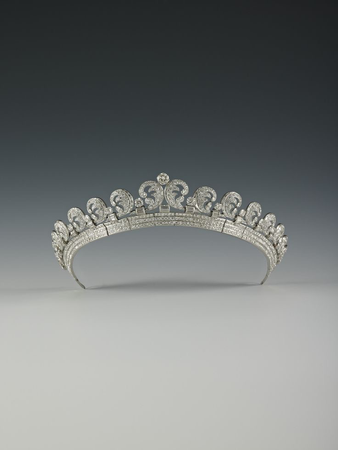 Cartier halo tiara
