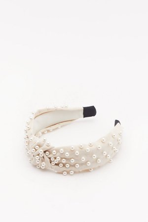 Pearls Like You Embellished Knot Headband | Shop Clothes at Nasty Gal!