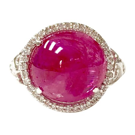 GIA Certified Natural Burma Ruby and Diamond Engagement Ring in 18 Karat Gold For Sale at 1stDibs