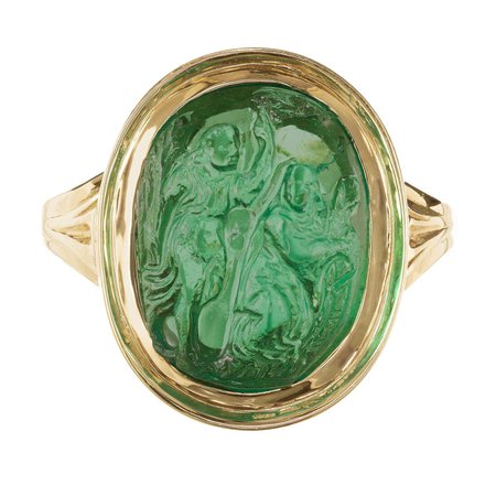Natural Carved Colombian Emerald Gold Cocktail Ring